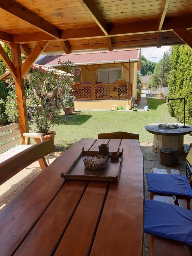 Pakasz Nyaralohaz Villa Tiszafüred Екстериор снимка